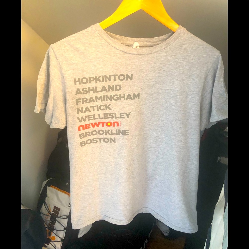 Newton Running Boston Marathon t-shirt, Men’s Medium